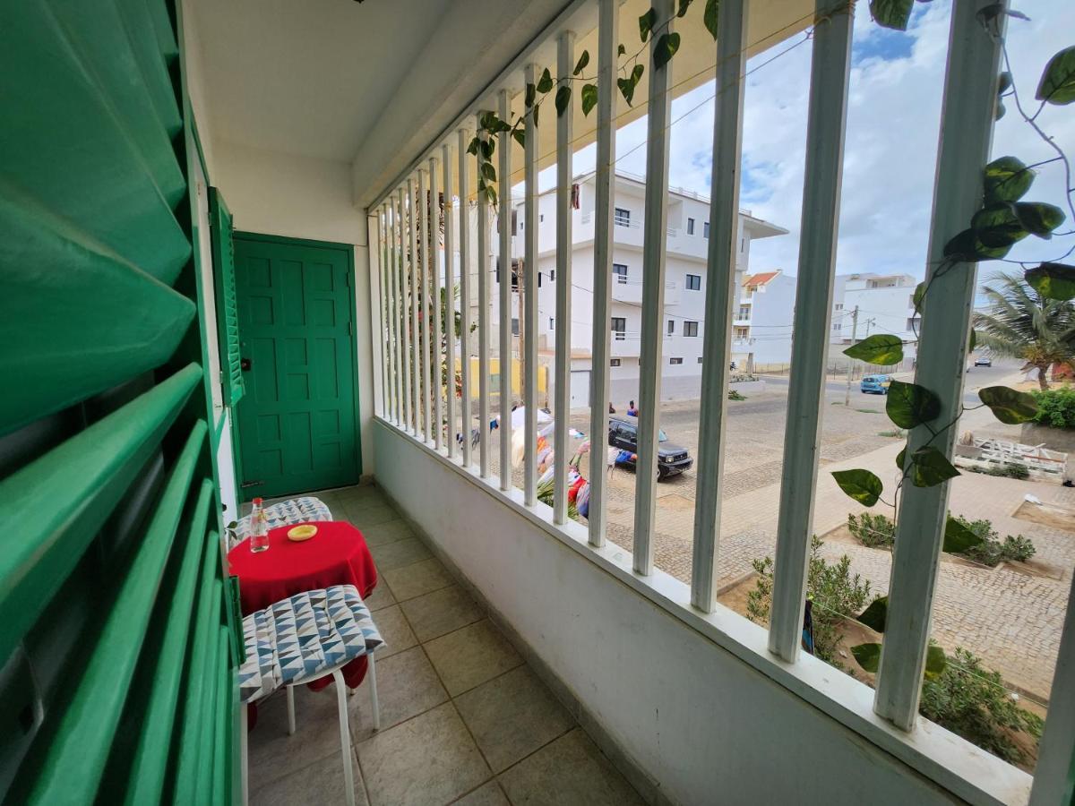 Cozy Studio Close To The Beach! Santa Maria Kültér fotó